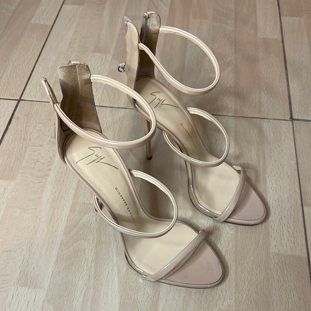 Giuseppe harmony heels